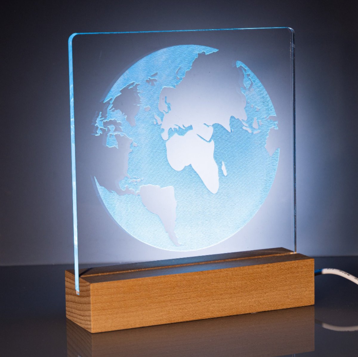 EARTH LED