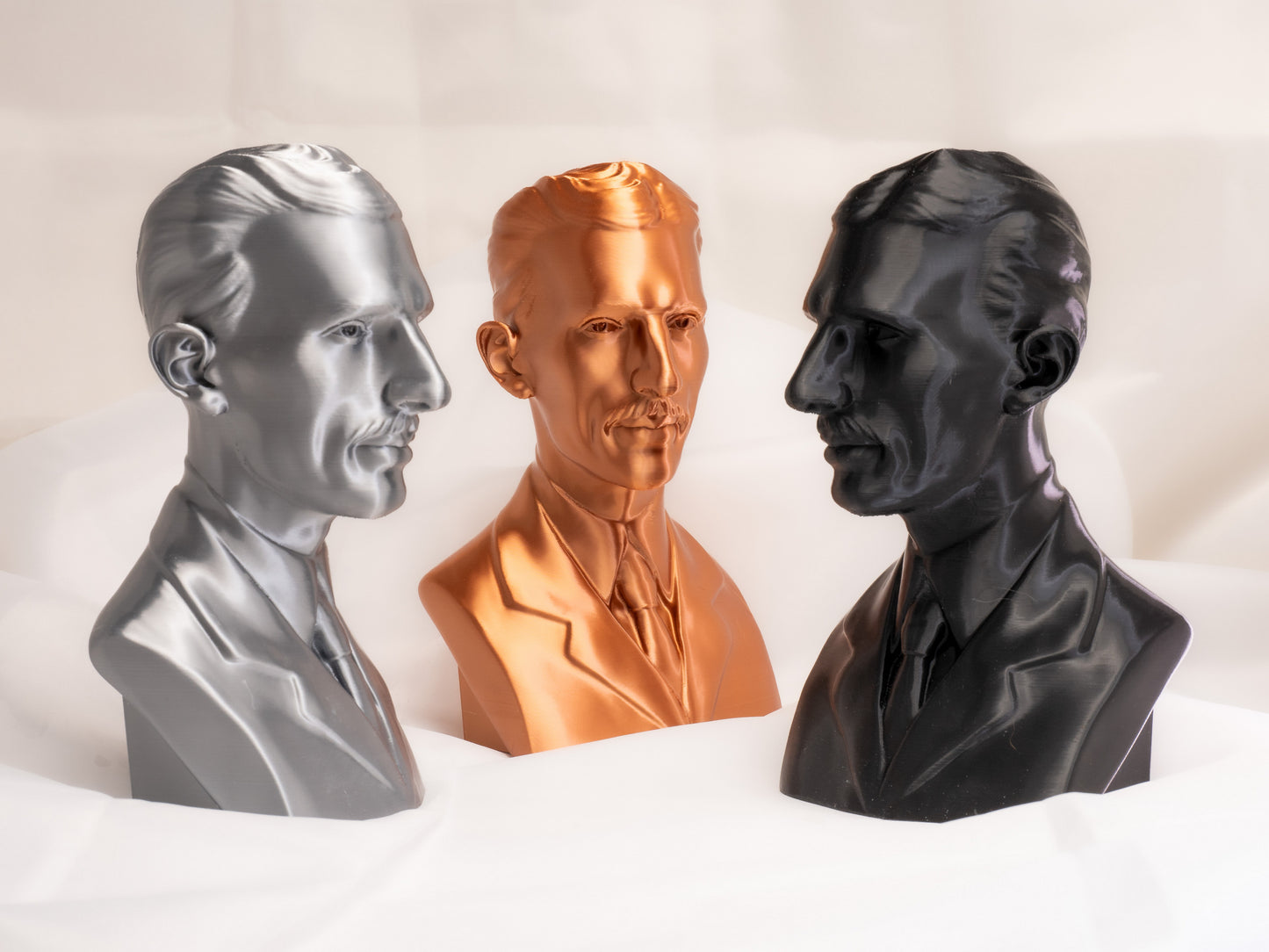 Bookshelf - Bust